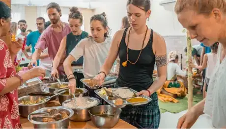 Healthy sattvic dinner at Samadhi Yoga Ashram Bali