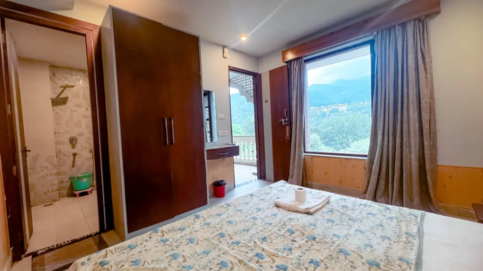 Private Room at Samadhi Yoga Ashram Rishikesh - view 1