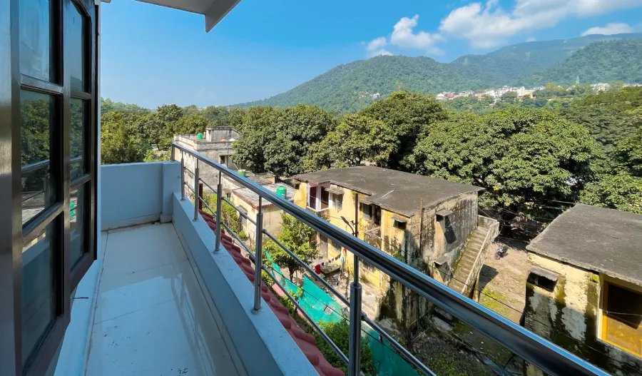 Samadhi yoga Ashram location in rishikesh india 